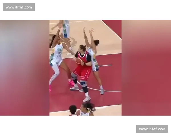 中国女篮鏖战西班牙女篮攻防全面升级巴黎周期关键对决引发球迷热议 中国女篮鏖战西班牙女篮攻防全面升级巴黎周期关键对决引发球迷热议